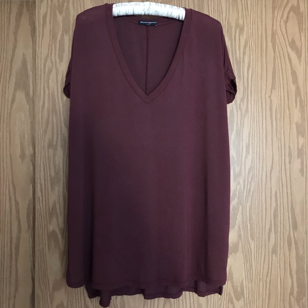 Brandy Melville V-neck oversized Tee